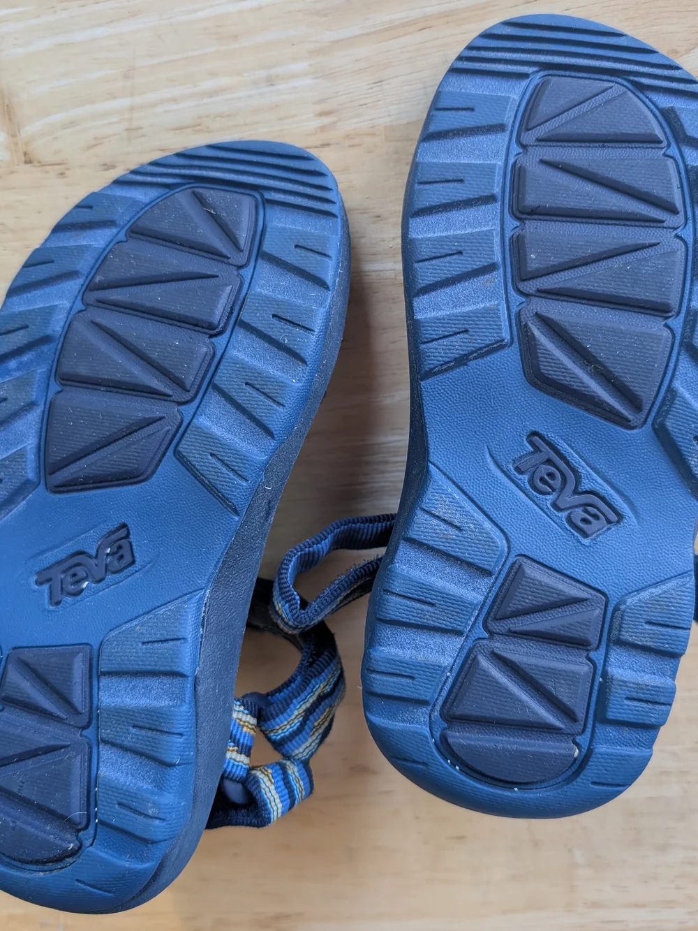 Teva navy Sandals little kids Size 11